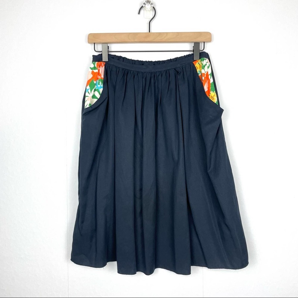 LeoCa | Women's Navy A-line Knee Length Skirt with Floral Pockets